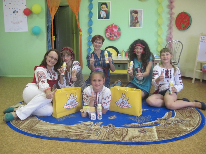 Молочные корзины для победителей конкурса "Самая молочная семья страны"